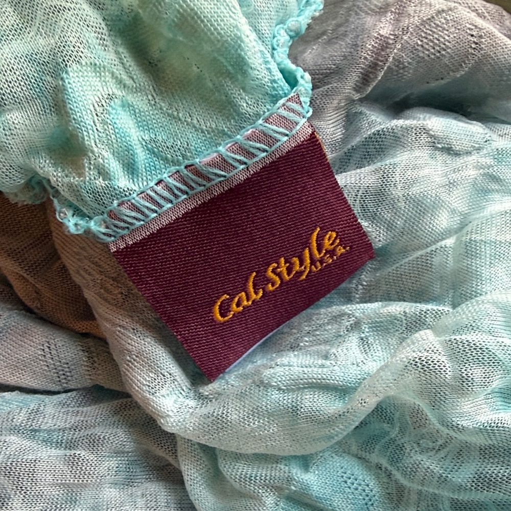 Elegant Multicolor Textured Scarf - Picture 4 of 4
